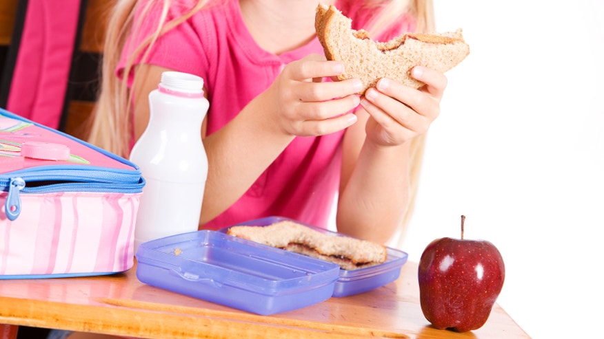 iStock_back-to-school lunch.jpg